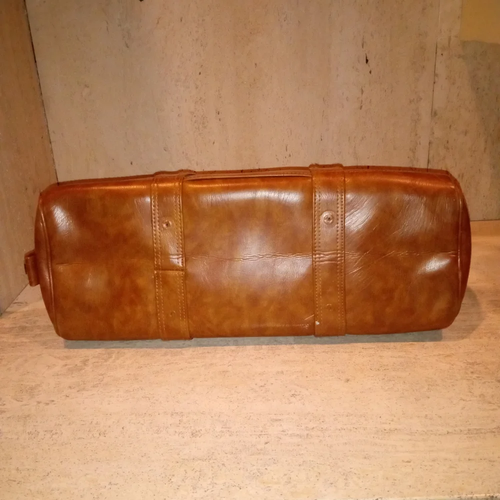 Vintage Airway Industries Inc Vegan Leather Travel Bag